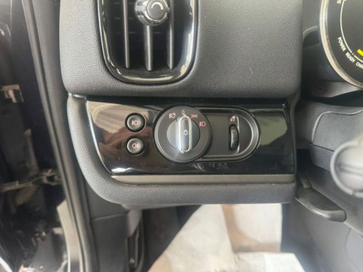 MINI Mini Countryman 1.5 Cooper SE 'ALL4' Countryman ALL4 (18)
