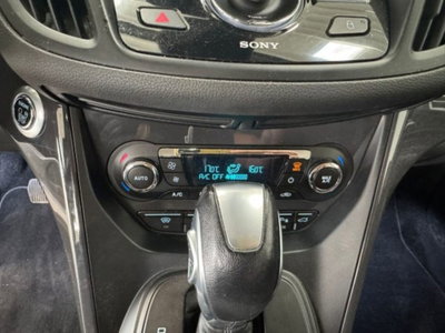 Ford Kuga 2.0 TDCI 180 CV S&S 4WD Powershift Titanium X (17)