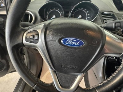 Ford Fiesta 1.0 EcoBoost 100CV 5 porte Titanium (19)