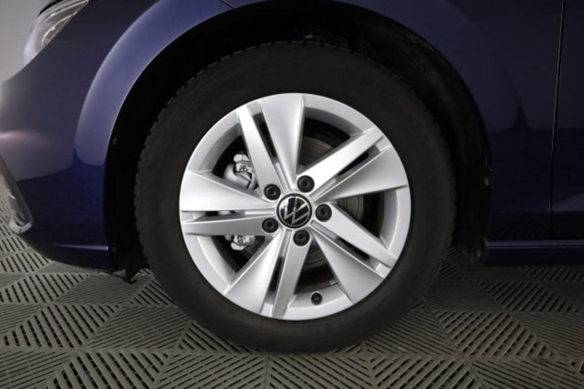 Volkswagen Golf 1.0 TSI EVO Life (8)