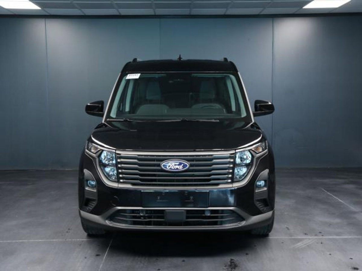 Ford Tourneo Courier 1.0 EcoBoost 100 CV Titanium (2)