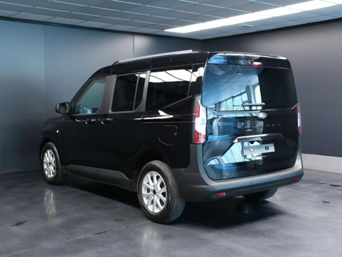 Ford Tourneo Courier 1.0 EcoBoost 100 CV Titanium (3)