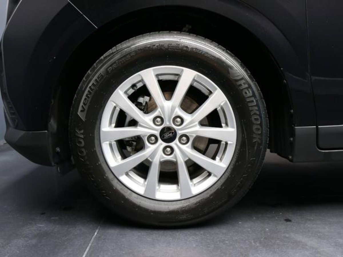 Ford Tourneo Courier 1.0 EcoBoost 100 CV Titanium (4)