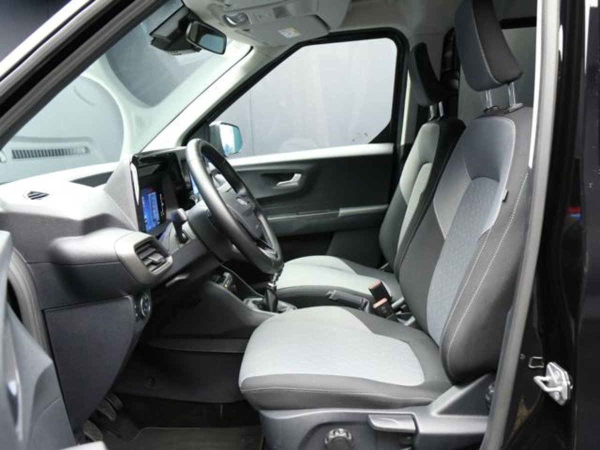 Ford Tourneo Courier 1.0 EcoBoost 100 CV Titanium (8)