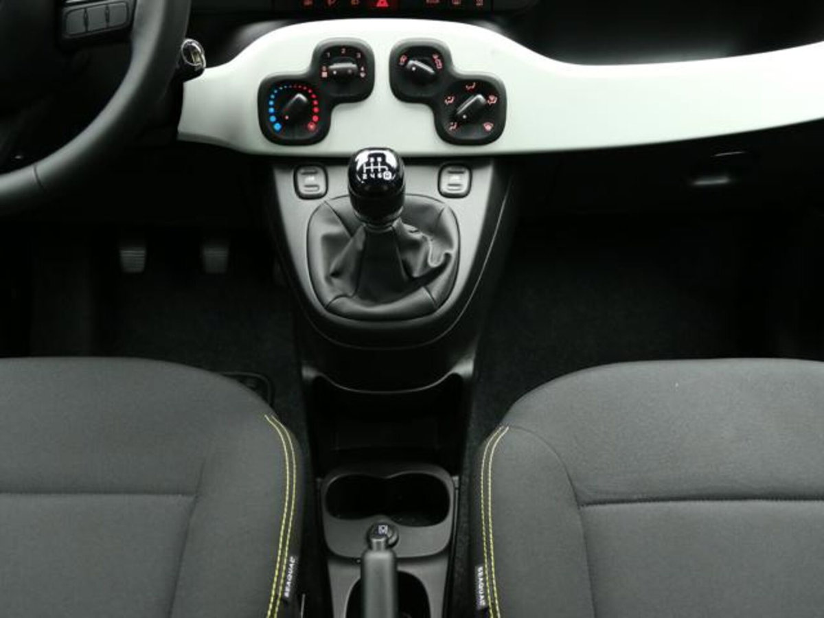 Fiat Panda Cross 1.0 firefly hybrid Cross s&s 70cv 5p.ti (13)