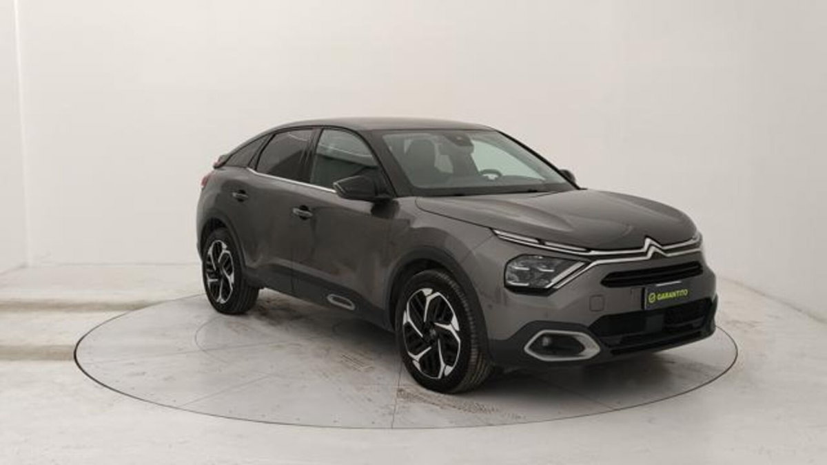 Citroen C4 PureTech 130 S&S EAT8 Shine (7)