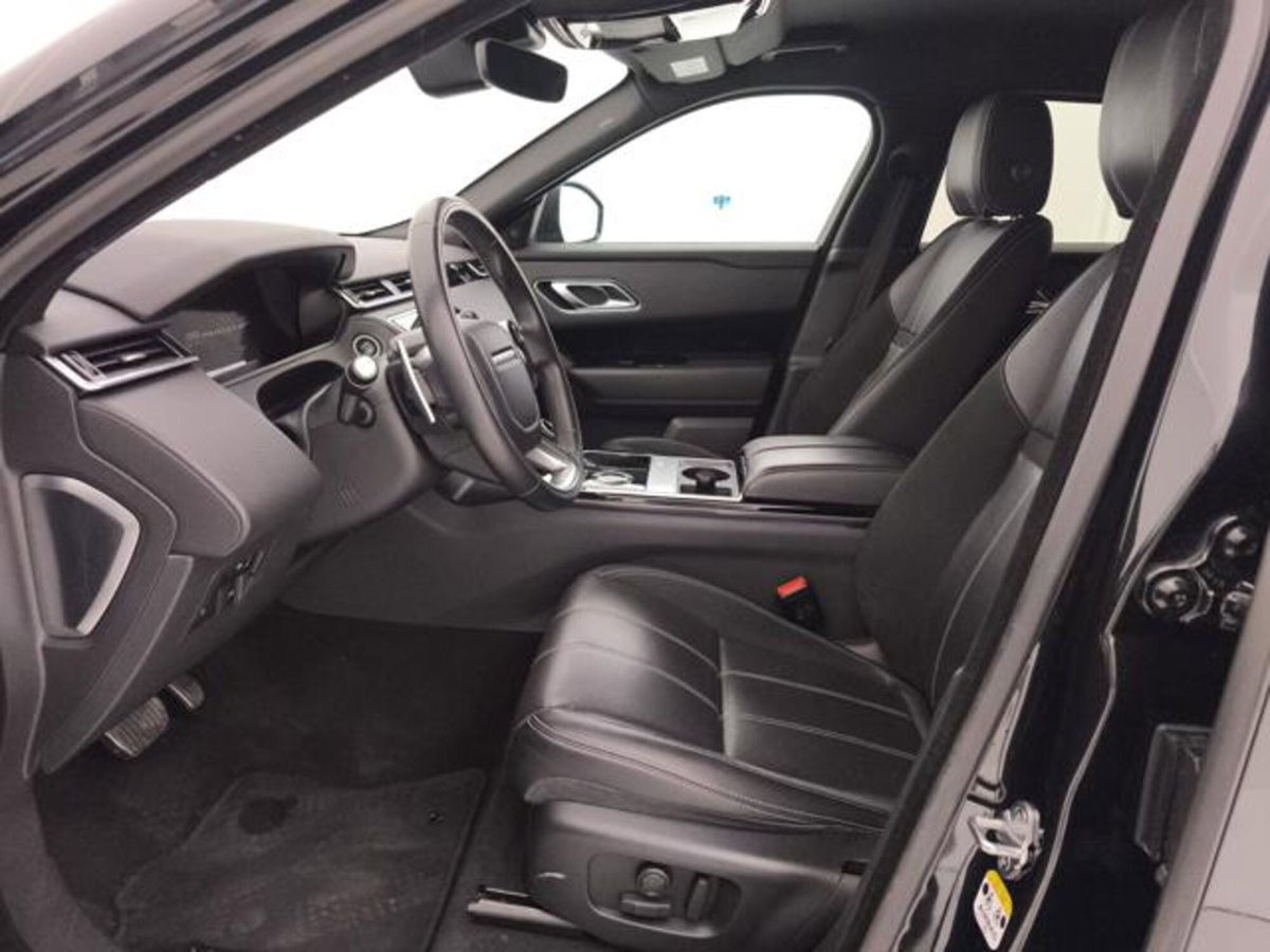 Land Rover Range Rover Velar 2.0D I4 180 CV R-Dynamic S (11)