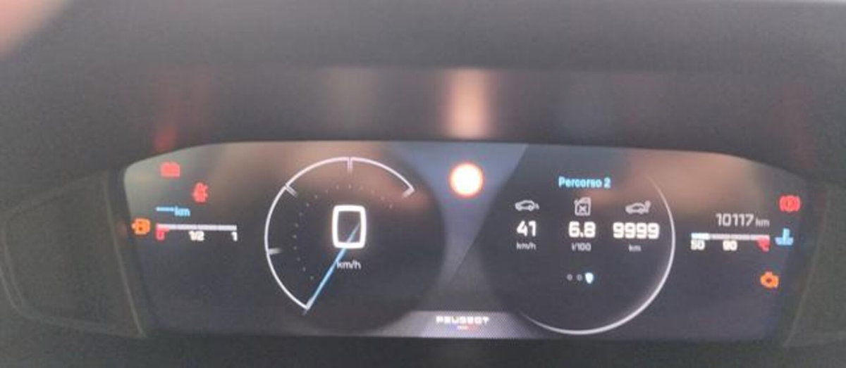 Peugeot 2008 Turbo 110 S&S Allure (11)