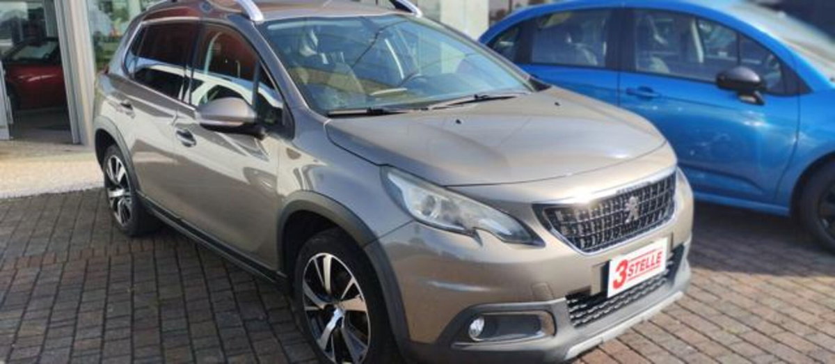 Peugeot 2008 Turbo 110 S&S Allure (17)