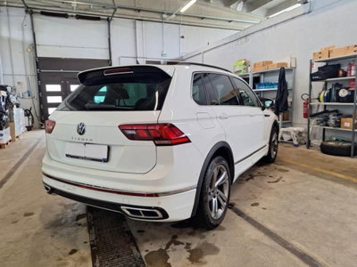 Volkswagen Tiguan 2.0 TDI 150 CV SCR DSG 4MOTION R-Line (5)