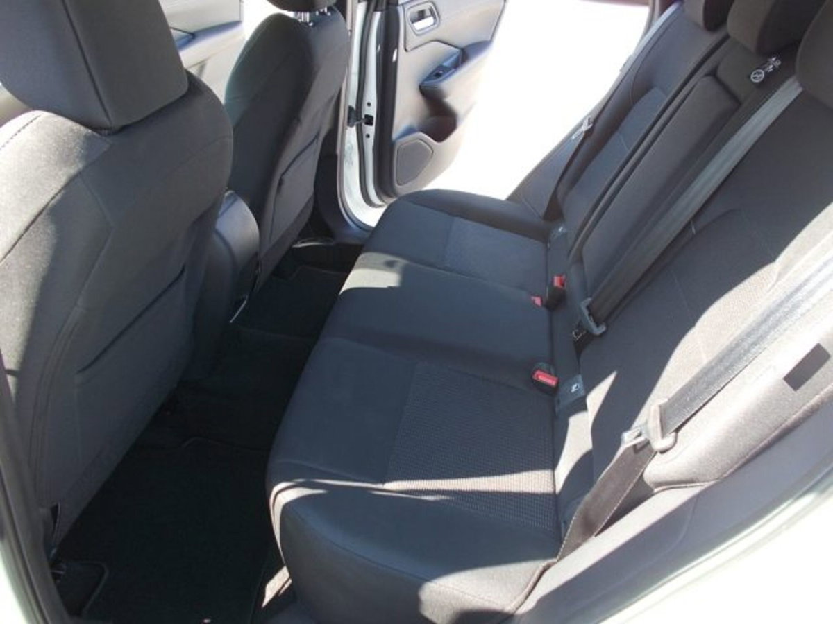 Nissan Qashqai 1.3 mhev Business 2wd 158cv xtronic (12)