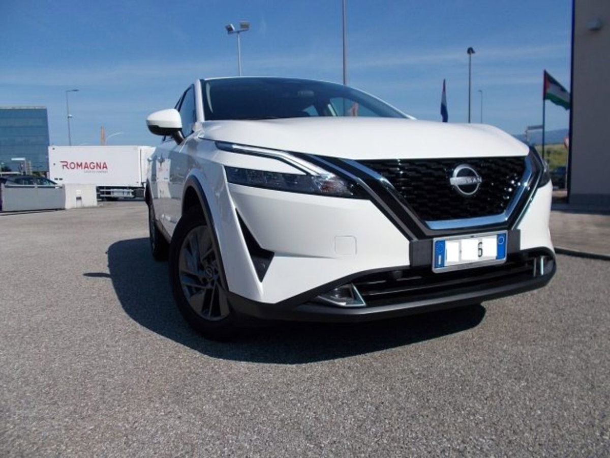 Nissan Qashqai 1.3 mhev Business 2wd 158cv xtronic (3)