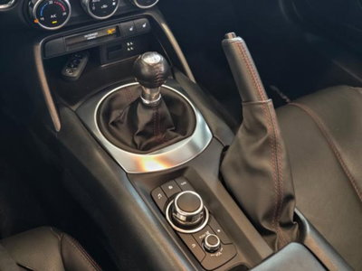 Mazda MX-5 2.0 Kazari (12)