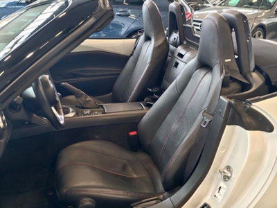 Mazda MX-5 2.0 Kazari (15)