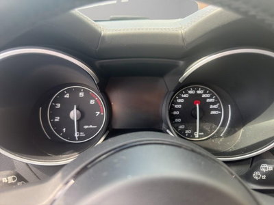 Alfa Romeo Stelvio Stelvio 2.0 Turbo 280 CV AT8 Q4 Ti (11)