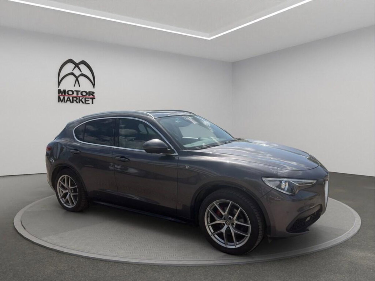 Alfa Romeo Stelvio Stelvio 2.0 Turbo 280 CV AT8 Q4 Ti (3)