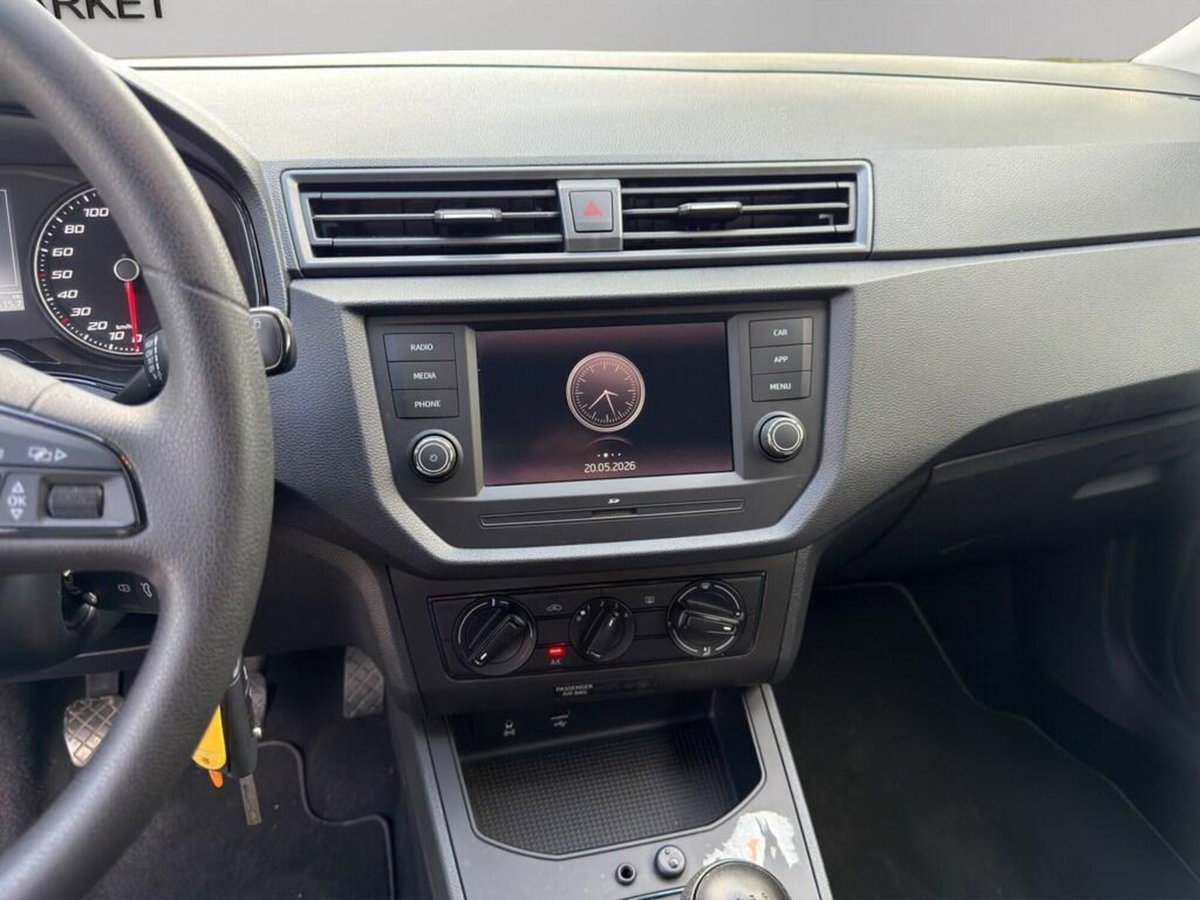 SEAT Ibiza 1.0 TGI 5 porte Reference (12)