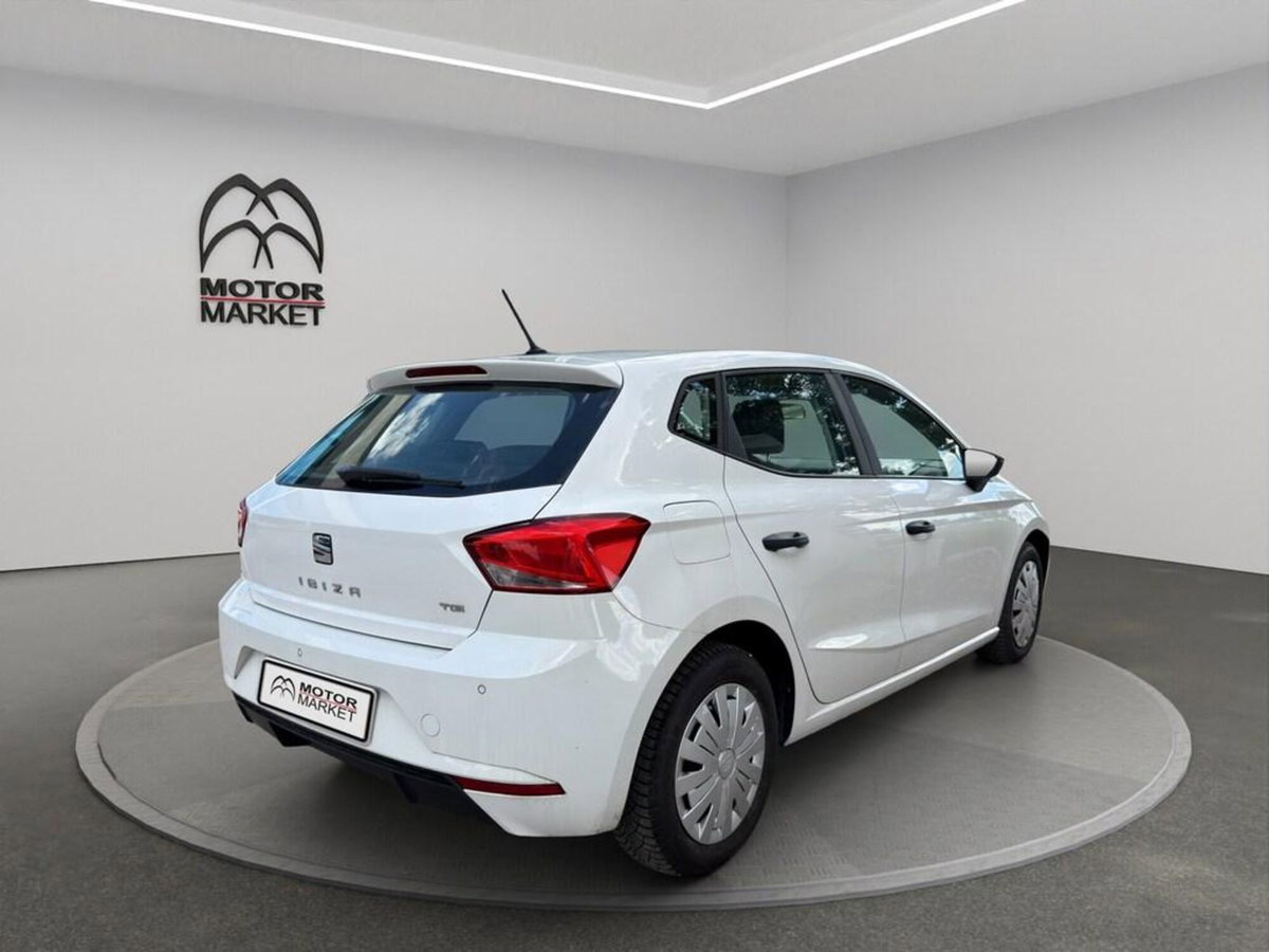 SEAT Ibiza 1.0 TGI 5 porte Reference (7)