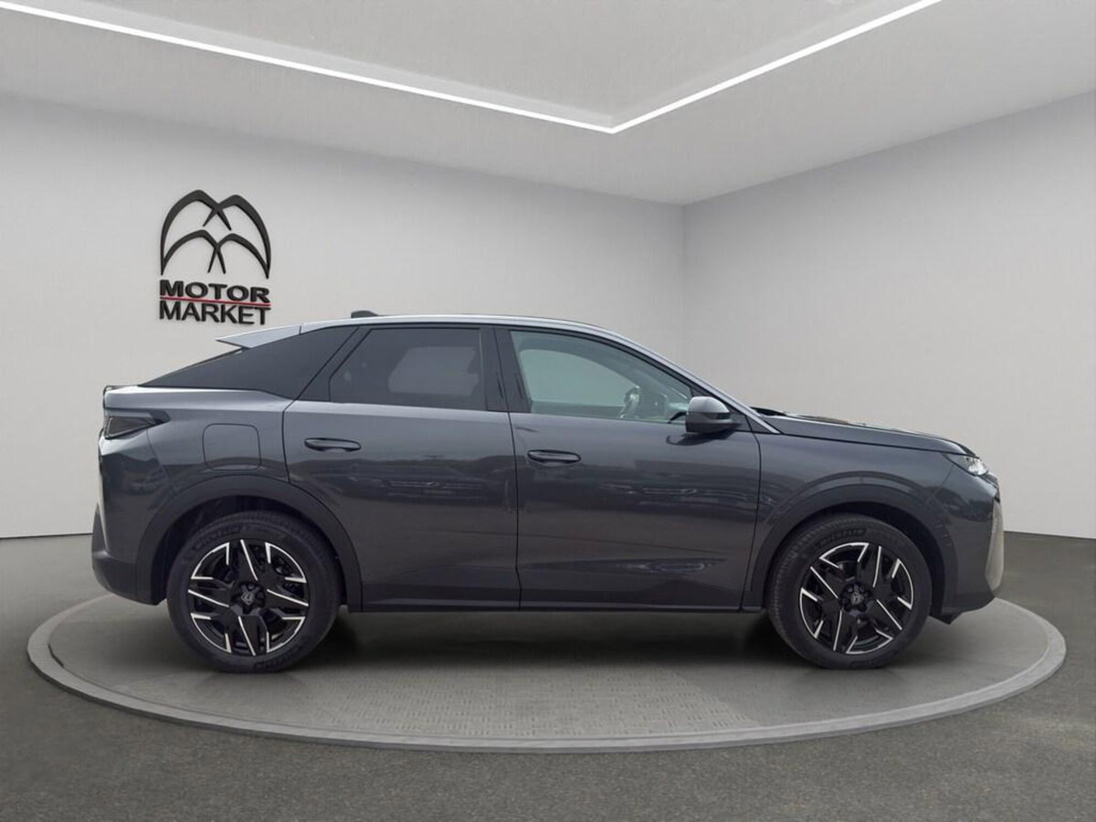 Peugeot 3008 1.2 hybrid GT Exclusive 145cv e-dcs6 (4)