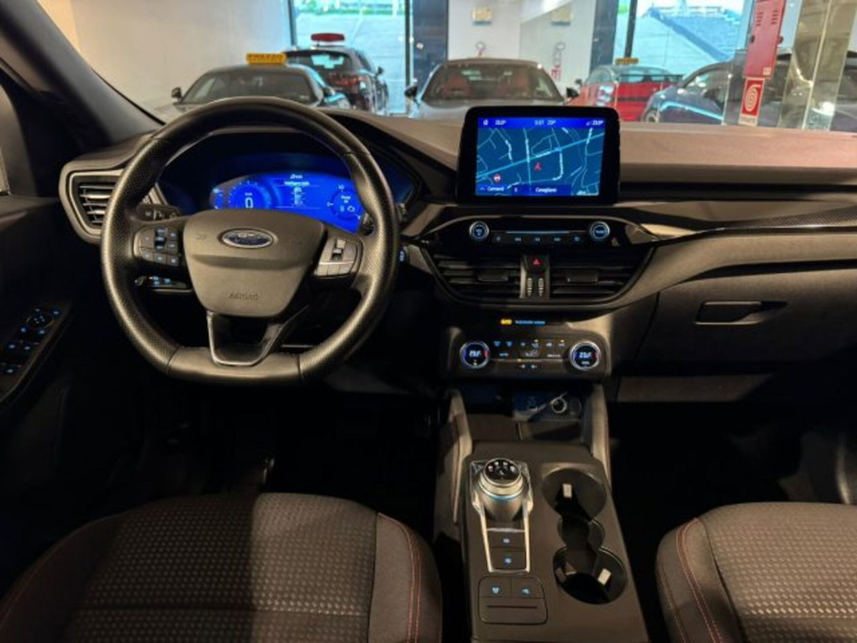 Ford Kuga 2.5 Full Hybrid 190 CV CVT AWD ST-Line Design (12)