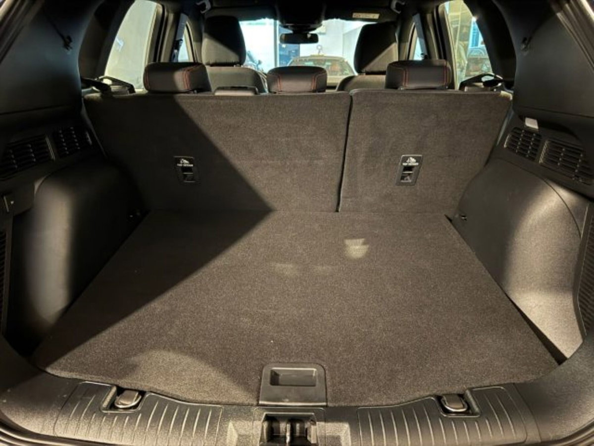Ford Kuga 2.5 Full Hybrid 190 CV CVT AWD ST-Line Design (19)