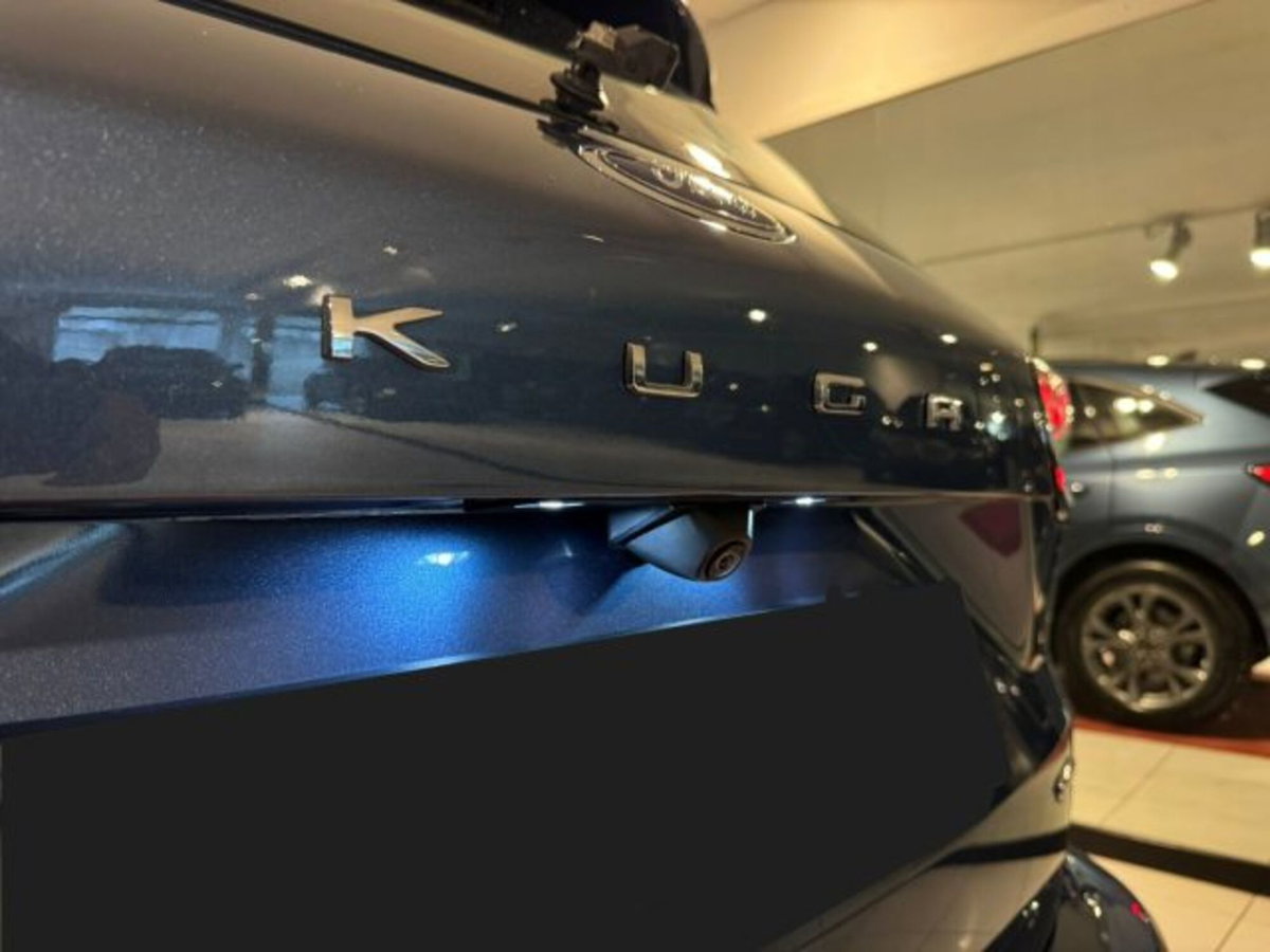 Ford Kuga 2.5 Full Hybrid 190 CV CVT AWD ST-Line Design (6)