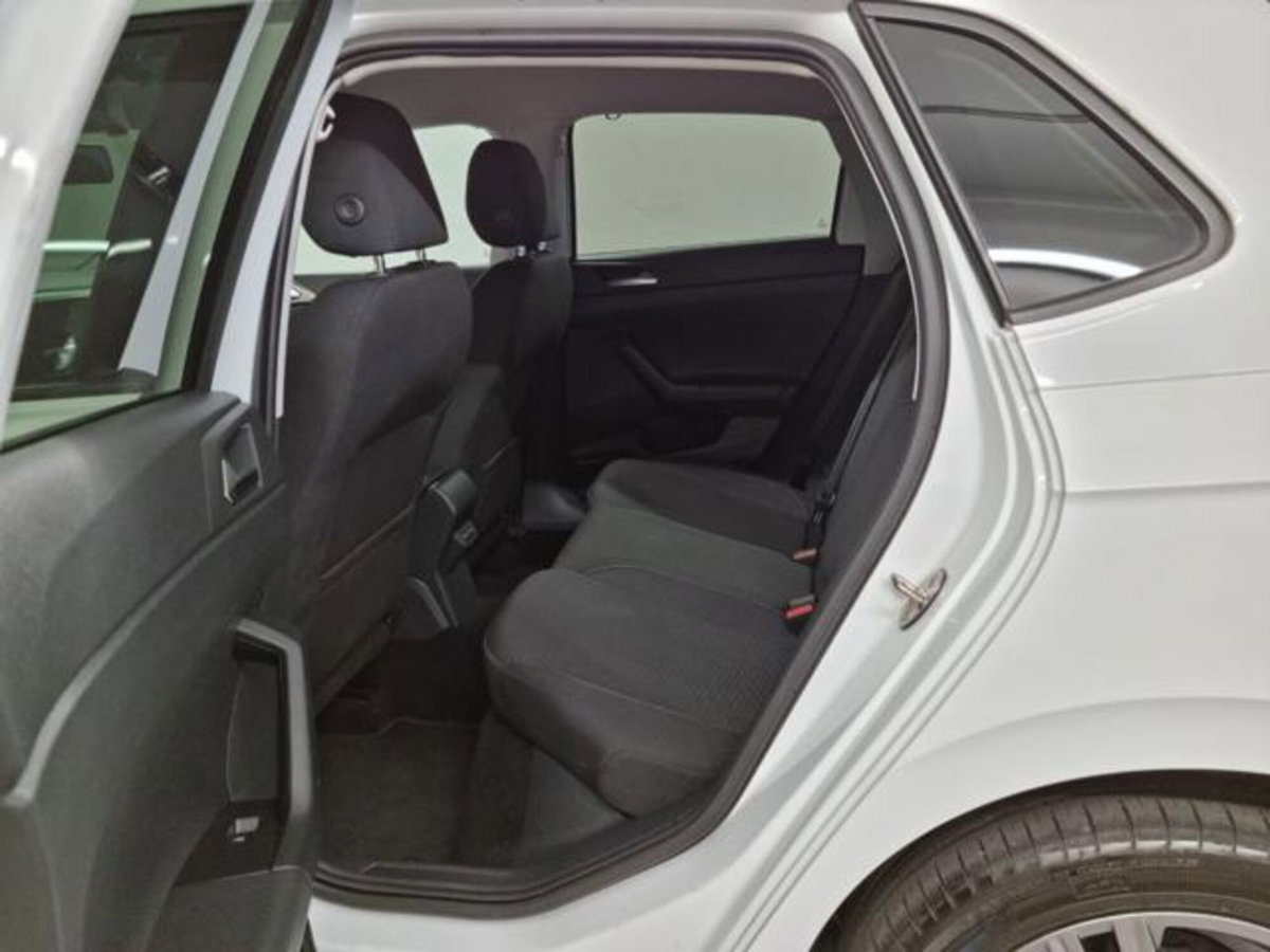 Volkswagen Polo 1.0 tsi R-Line 95cv dsg (10)