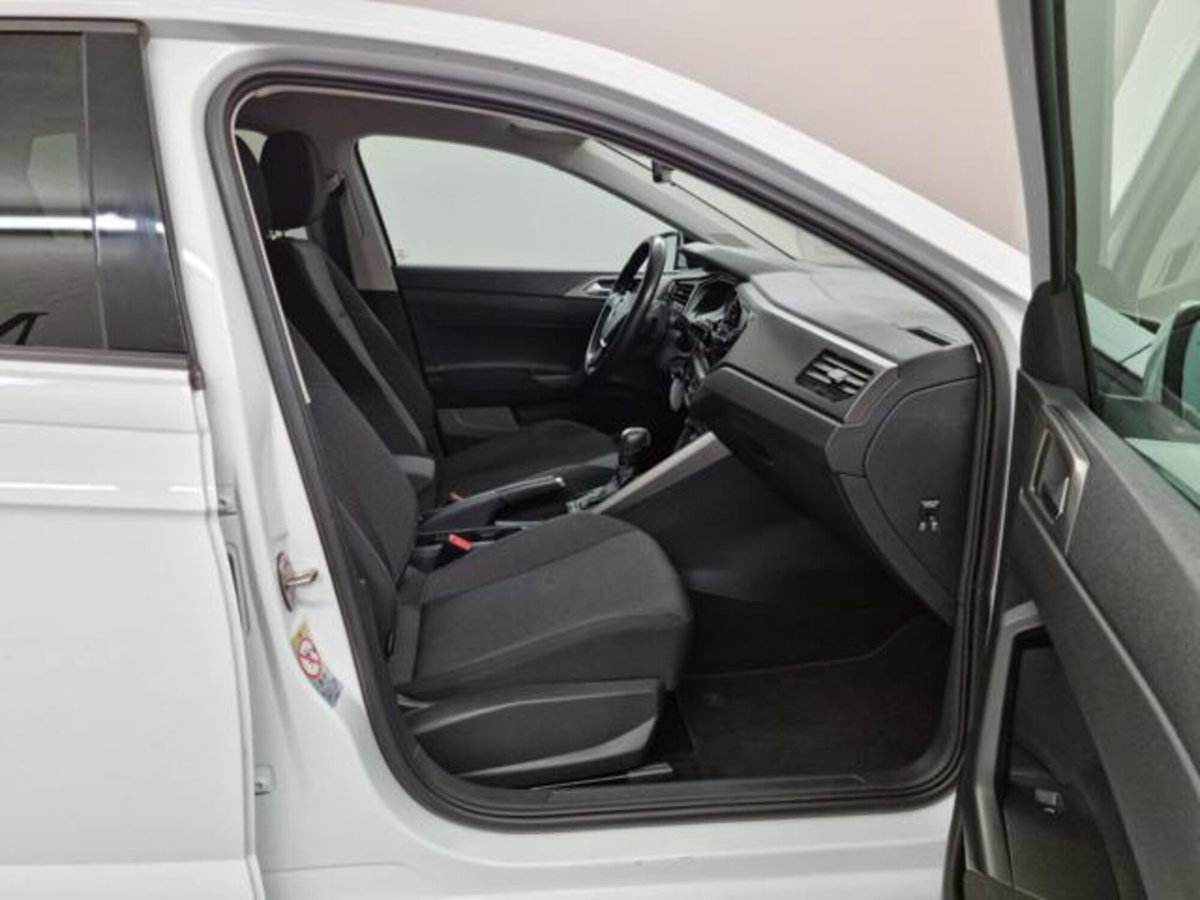Volkswagen Polo 1.0 tsi R-Line 95cv dsg (9)