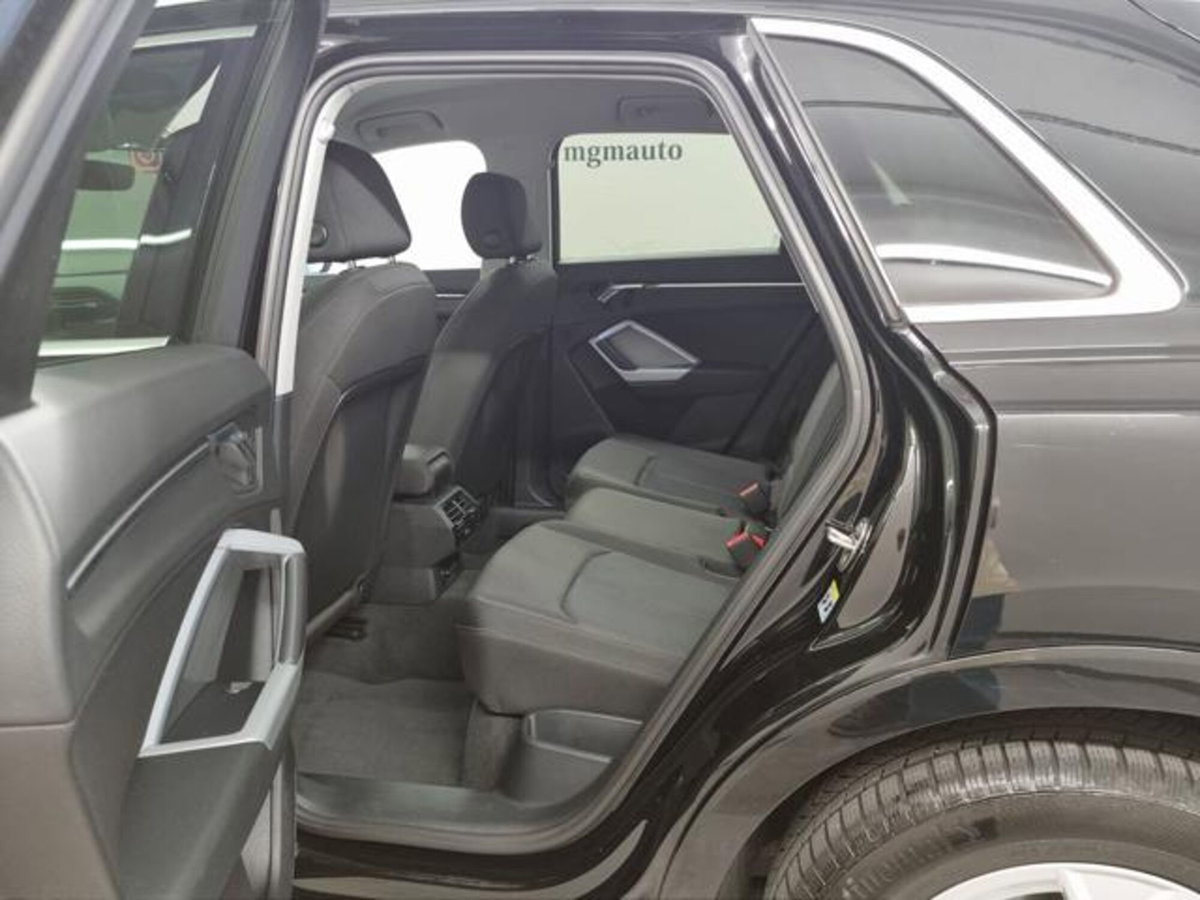 Audi Q3 Sportback 35 TDI quattro S tronic S line edition (10)