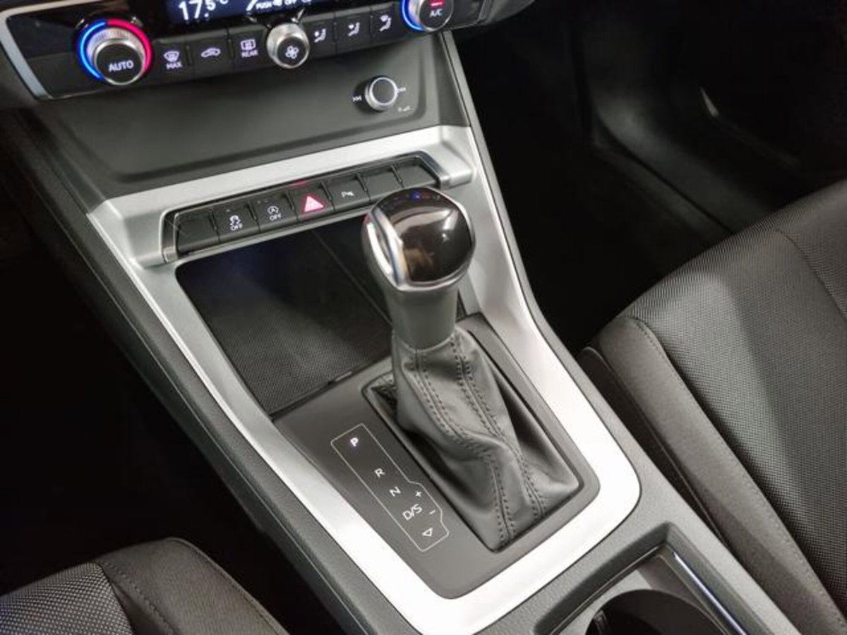 Audi Q3 Sportback 35 TDI quattro S tronic S line edition (13)