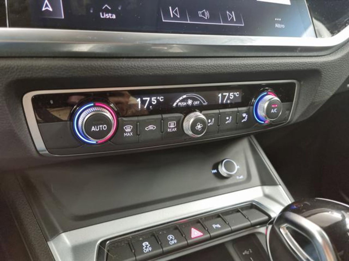 Audi Q3 Sportback 35 TDI quattro S tronic S line edition (9)