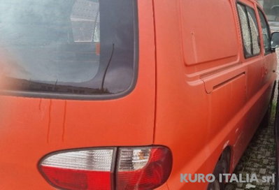 Hyundai H-1 Furgone 2.5 turbodiesel PC Van 3 posti (5)