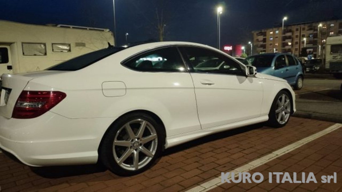 Mercedes-Benz Classe C Coupé 250 BlueEFFICIENCY Coupé Executive (3)