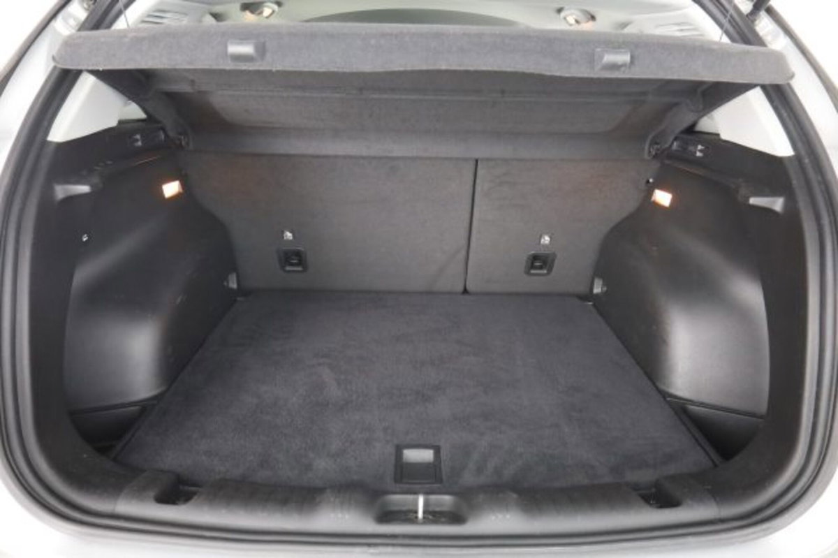 Jeep Compass 1.6 Multijet II 2WD Limited (6)