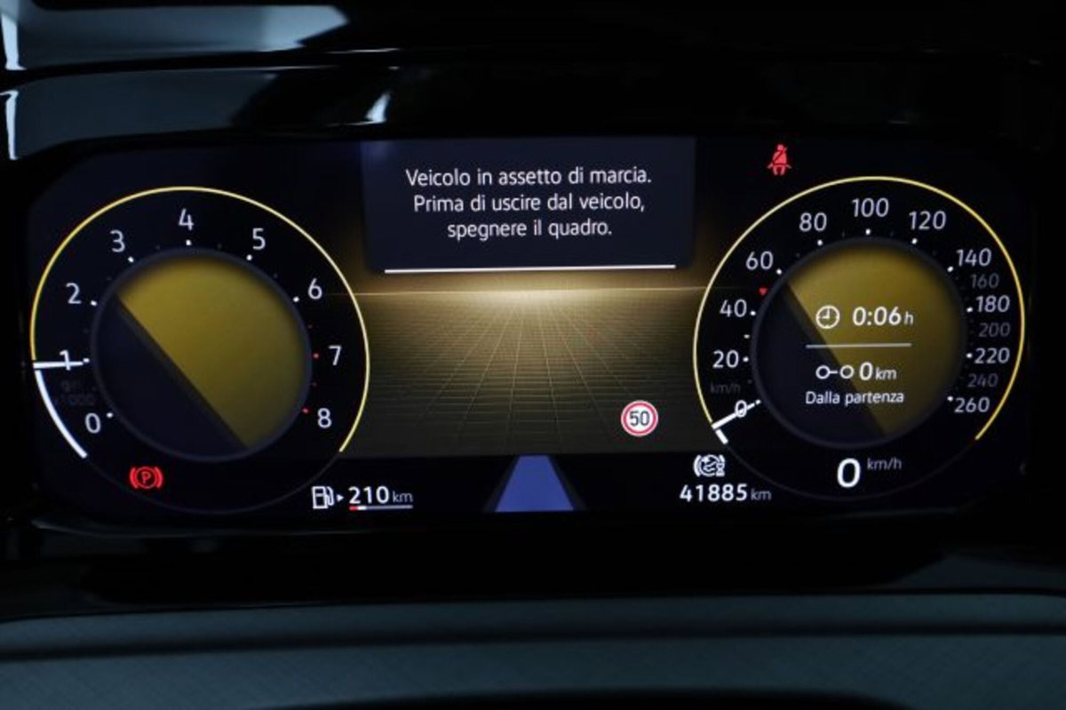 Volkswagen Golf 1.0 TSI EVO Life (7)