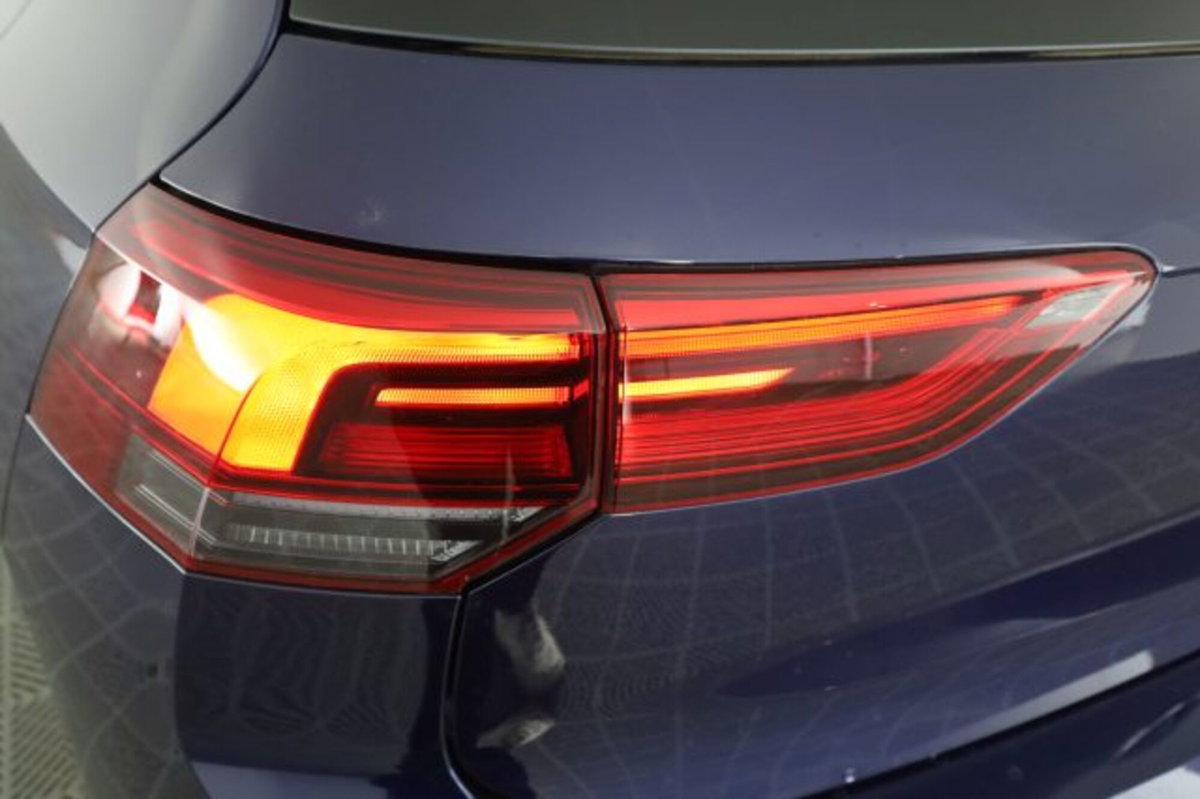 Volkswagen Golf 1.0 TSI EVO Life (10)