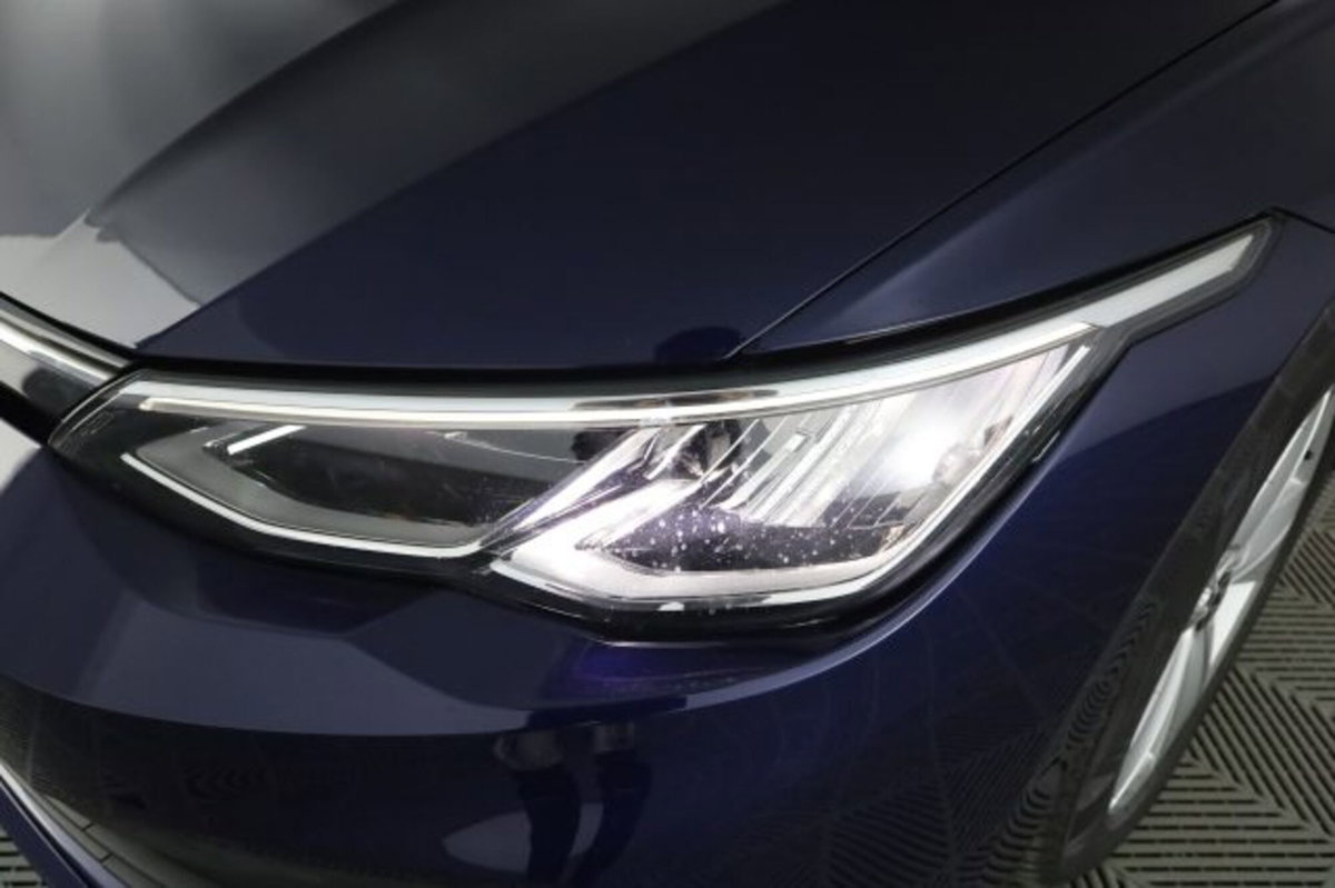 Volkswagen Golf 1.0 TSI EVO Life (9)