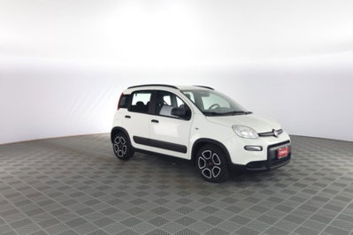 Fiat Panda 1.0 FireFly S&S Hybrid City Cross (2)