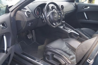 Audi TT Coupé 2.0 TFSI (7)