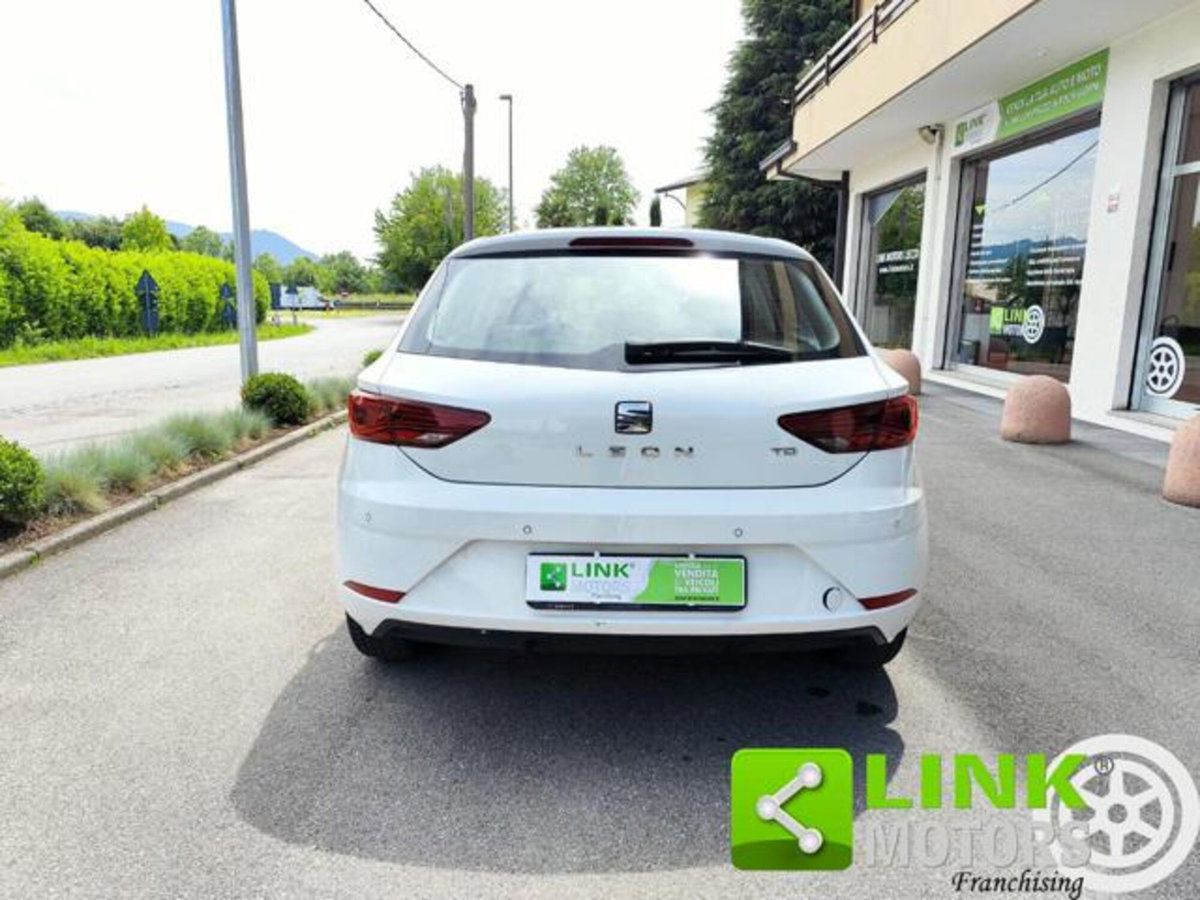 SEAT Leon 1.6 TDI 115 CV 5p. Business (14)