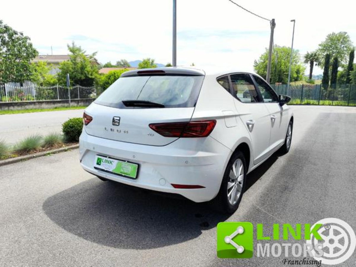 SEAT Leon 1.6 TDI 115 CV 5p. Business (15)