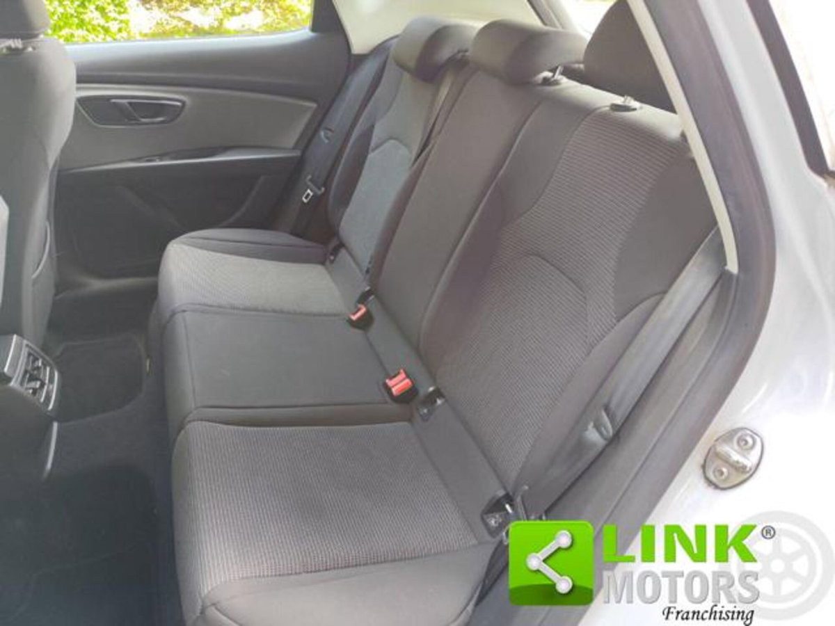 SEAT Leon 1.6 TDI 115 CV 5p. Business (7)