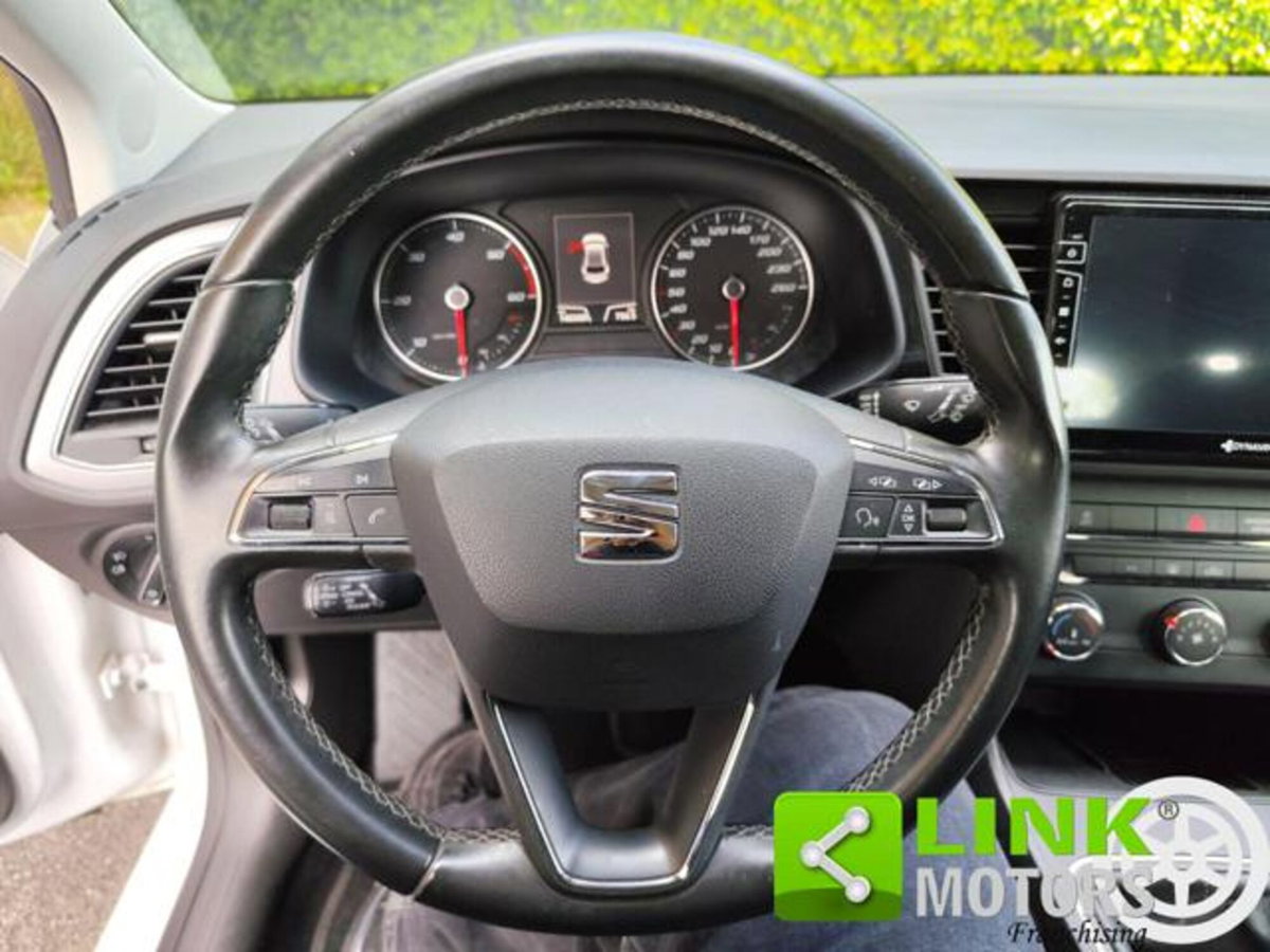 SEAT Leon 1.6 TDI 115 CV 5p. Business (8)