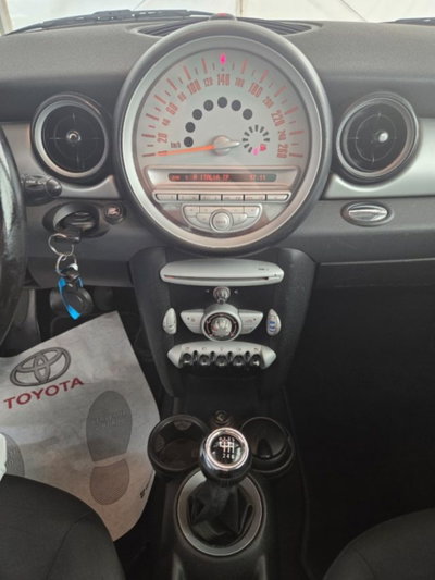 MINI Mini 1.4 16V One (55kW) (11)