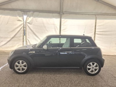 MINI Mini 1.4 16V One (55kW) (3)
