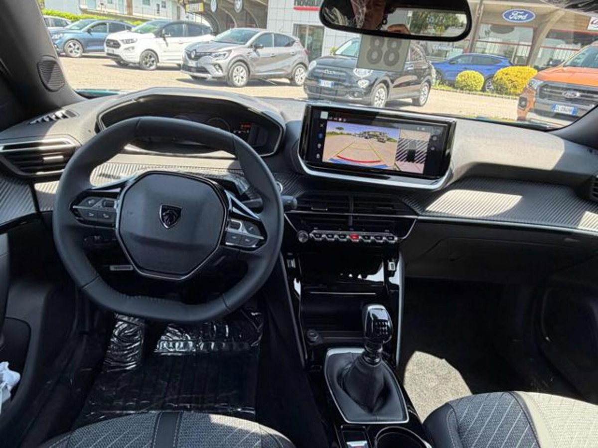 Peugeot 2008 PureTech 100 S&S Allure (11)