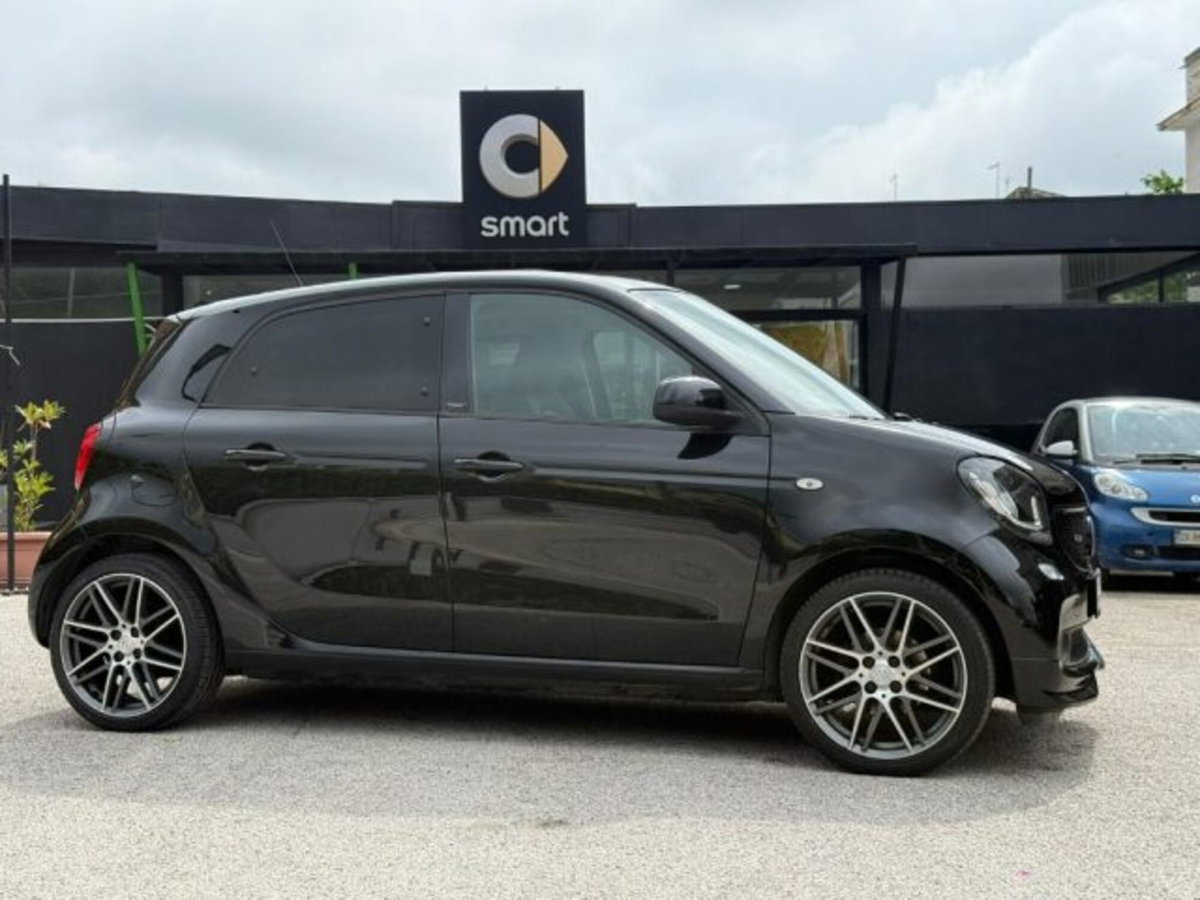 smart forfour forfour 90 0.9 Turbo Brabus Style