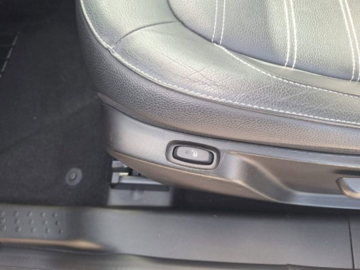 smart Fortwo Cabrio 90 0.9 Turbo twinamic cabrio Passion (18)