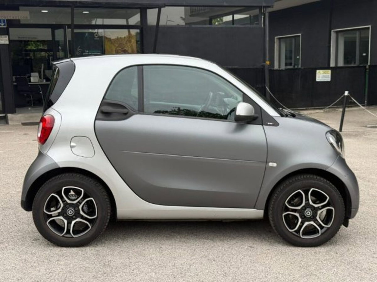 smart Fortwo 70 1.0 Urban (12)