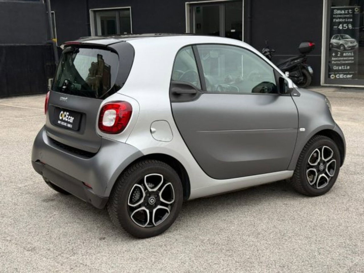 smart Fortwo 70 1.0 Urban (13)